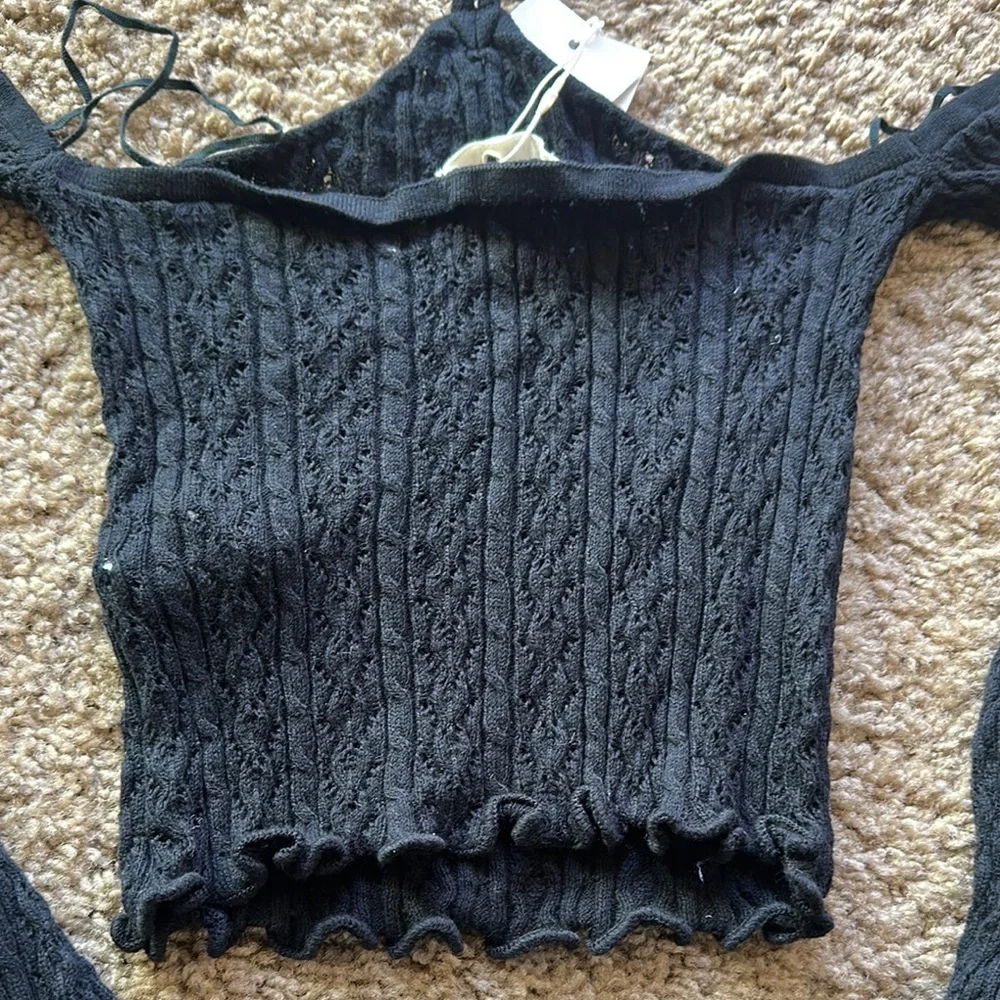 Stradivarius Black Ribbed Crop Top with‎ Long Sleeves Size XS